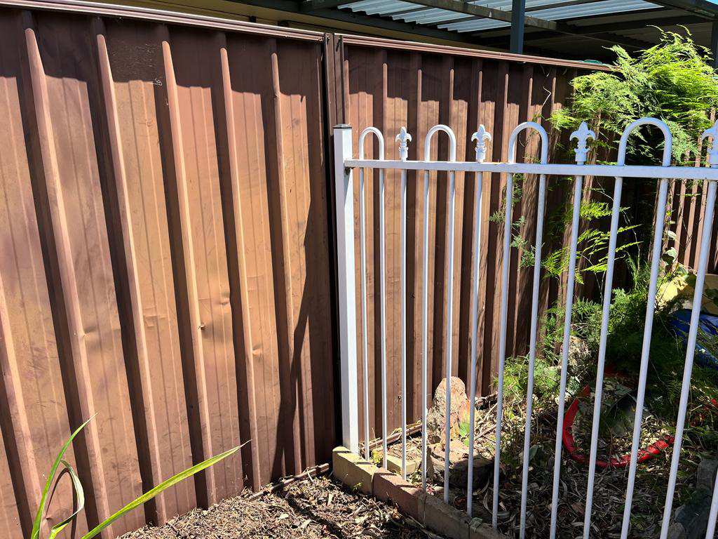 fence installation metals